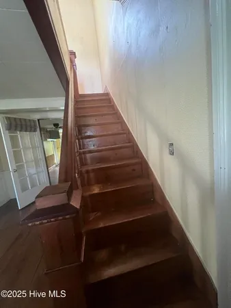 $65,000 | 105 South Front Street, Hamilton, NC 27840