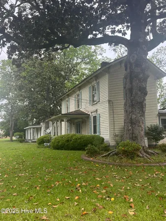 $65,000 | 105 South Front Street, Hamilton, NC 27840