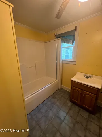 $100,000 | 105 South Front Street, Hamilton, NC 27840