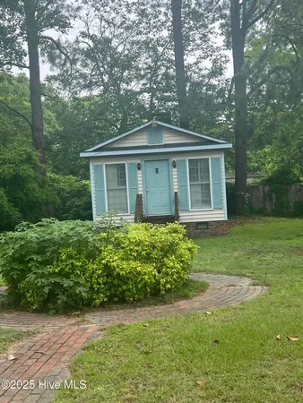$65,000 | 105 South Front Street, Hamilton, NC 27840
