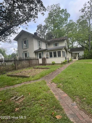 $100,000 | 105 South Front Street, Hamilton, NC 27840