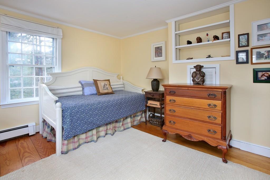 17 Westwood Road Wellesley, MA 02482 - Photo 12 of 27