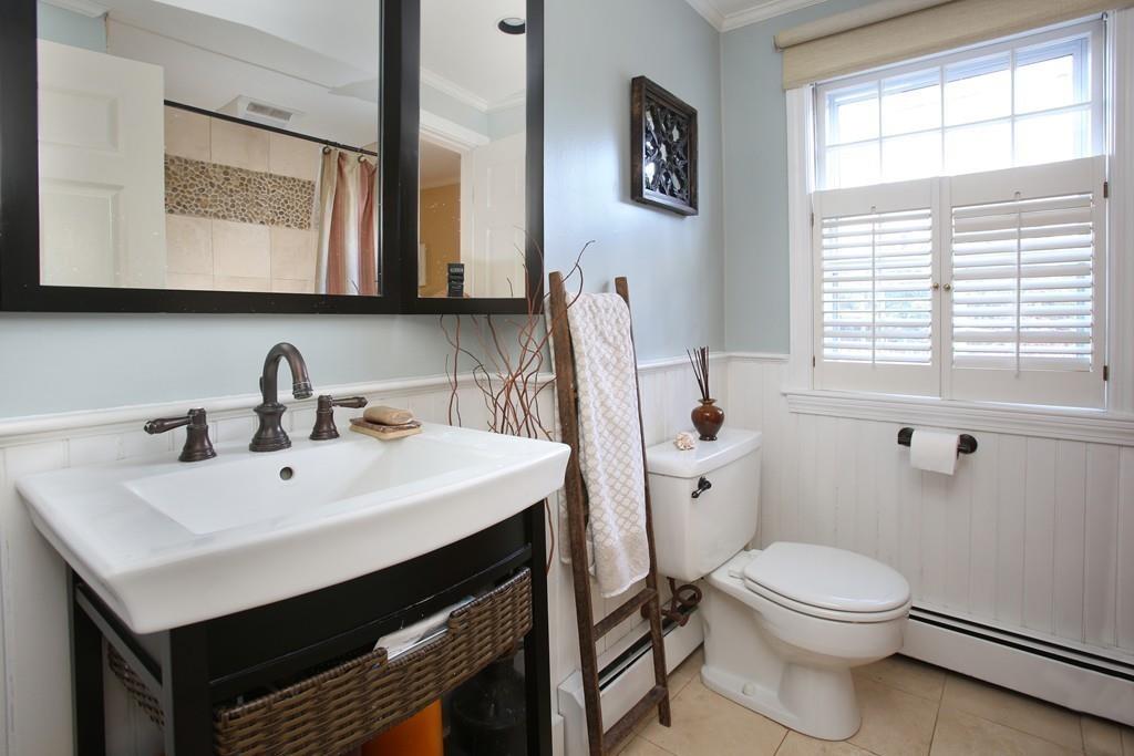 17 Westwood Road Wellesley, MA 02482 - Photo 13 of 27