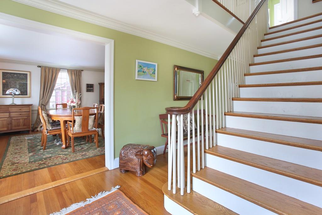 17 Westwood Road Wellesley, MA 02482 - Photo 3 of 27