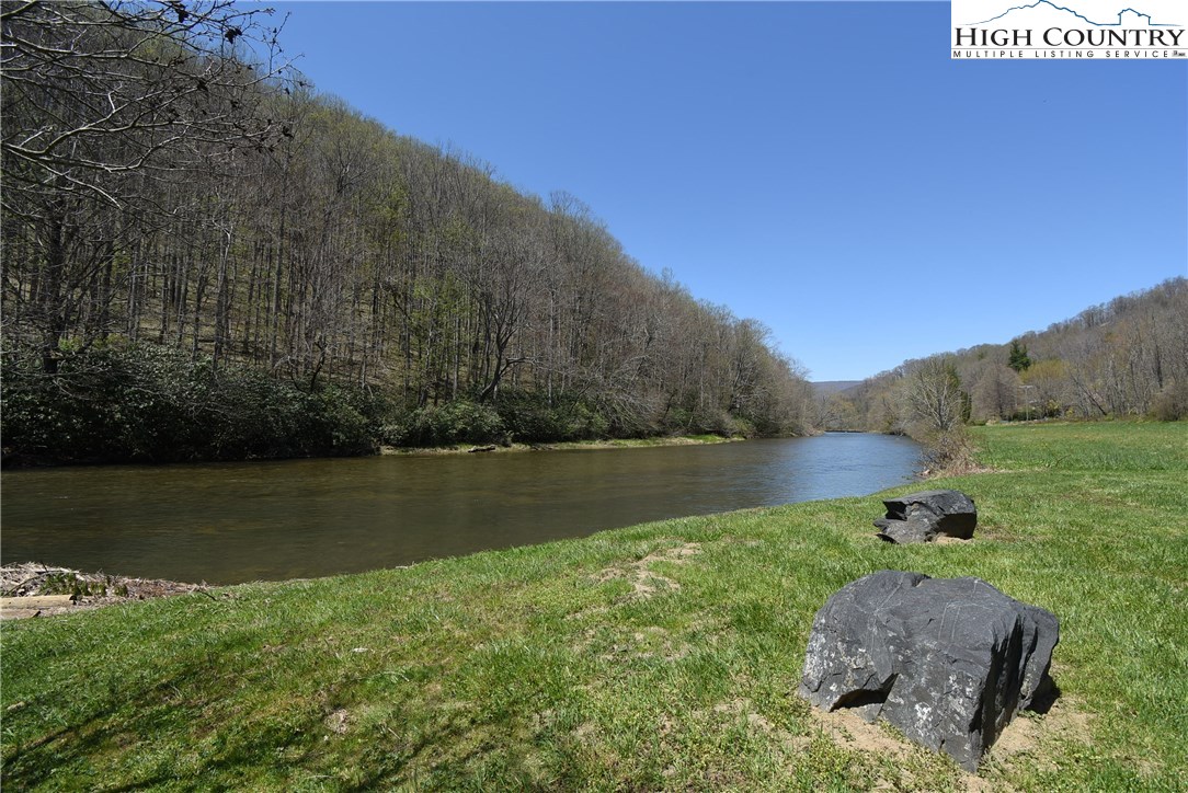 16 Pinnacle Ridge Road Todd, NC 28684 - Photo 5 of 9 Gallery Image 5
