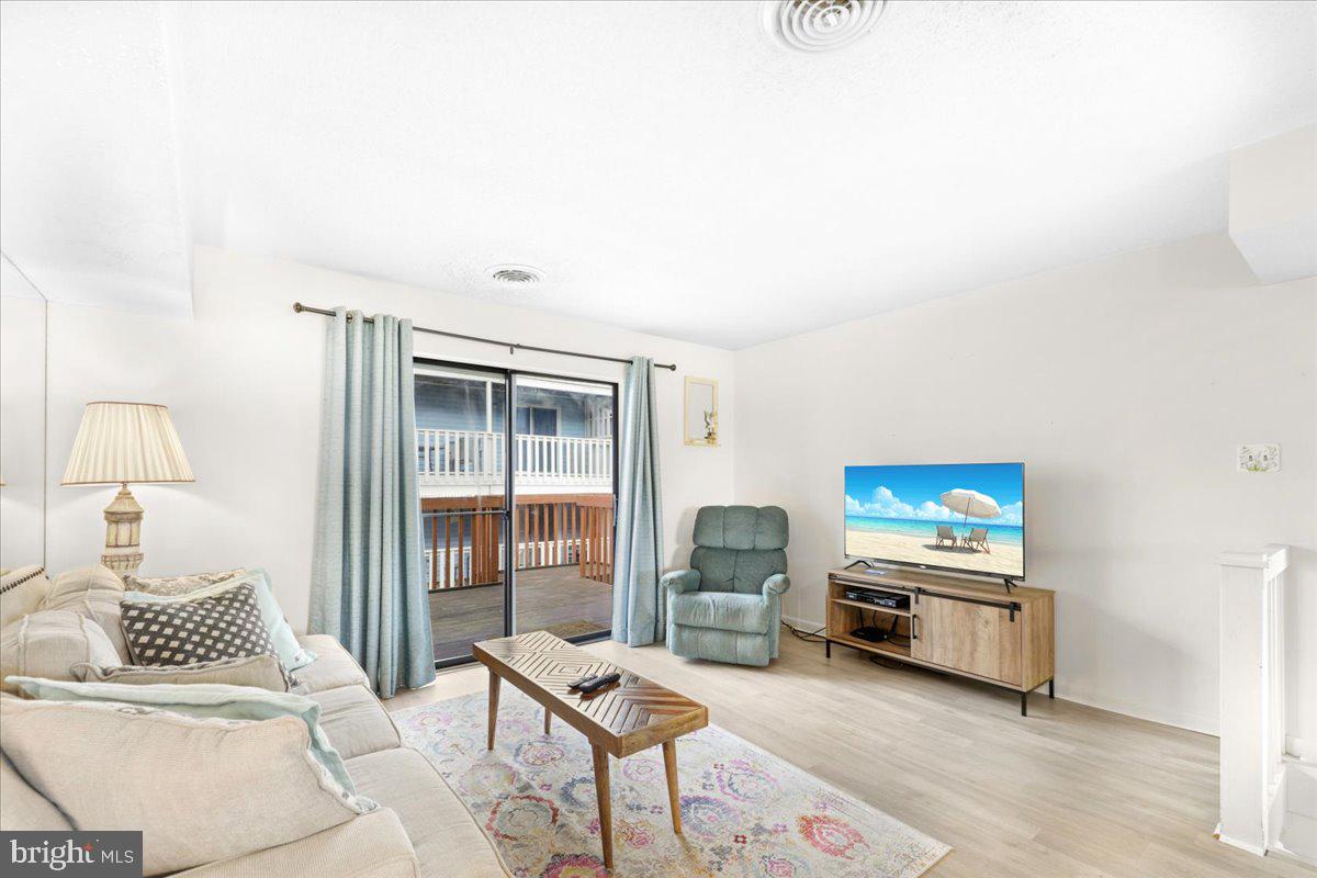 722 Anchor Chain Road, Unit 7B Ocean City, MD 21842 - Photo 6 of 18 Gallery Image 6
