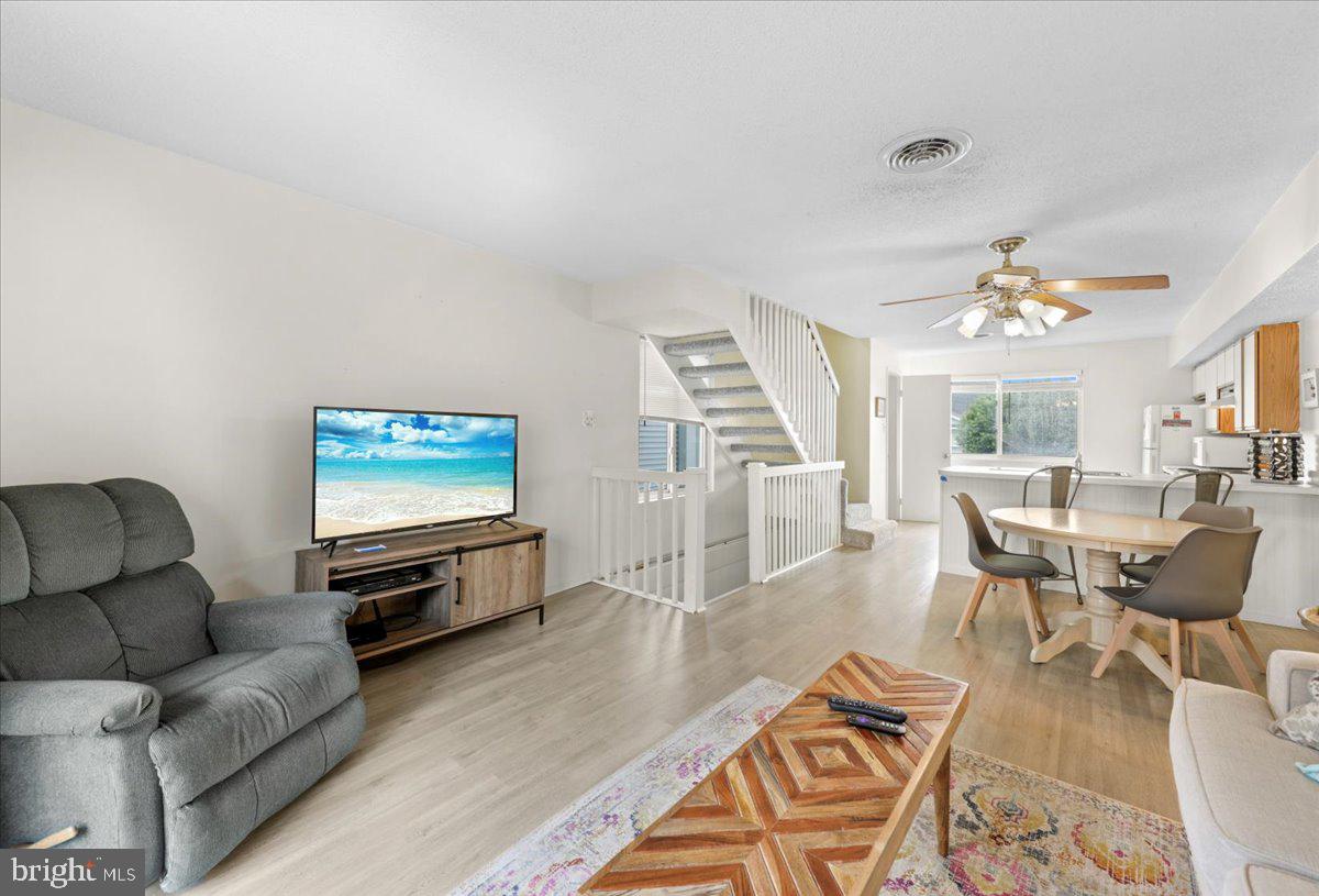 722 Anchor Chain Road, Unit 7B Ocean City, MD 21842 - Photo 7 of 18 Gallery Image 7