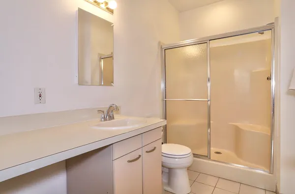 $3,400 | 75 Liberty Avenue, Unit B17, Jersey City, NJ 07306