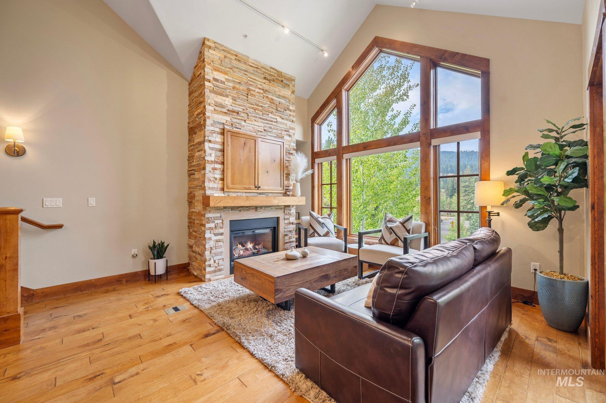 75 Arling Center Court, Unit 406 Donnelly, ID 83615 - Photo 11 of 47