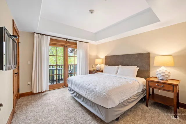 $995,000 | 75 Arling Center Court, Unit 406, Donnelly, ID 83615