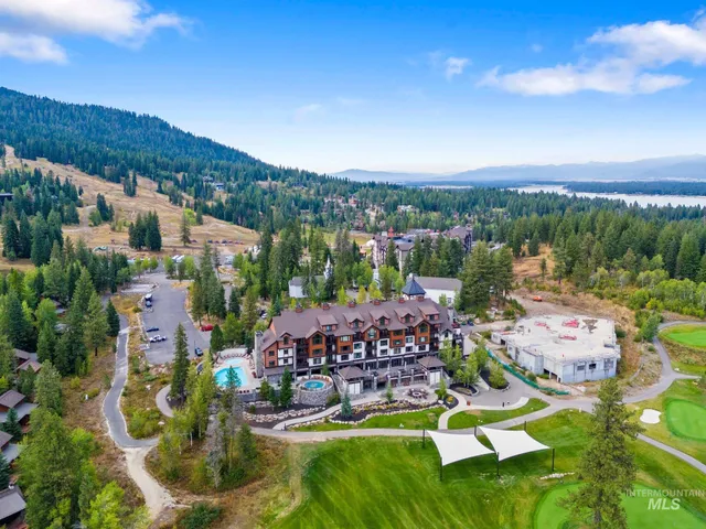 $995,000 | 75 Arling Center Court, Unit 406, Donnelly, ID 83615