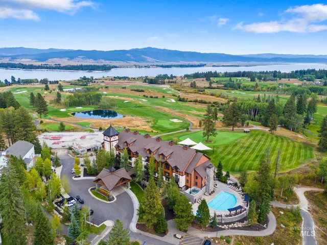 $995,000 | 75 Arling Center Court, Unit 406, Donnelly, ID 83615