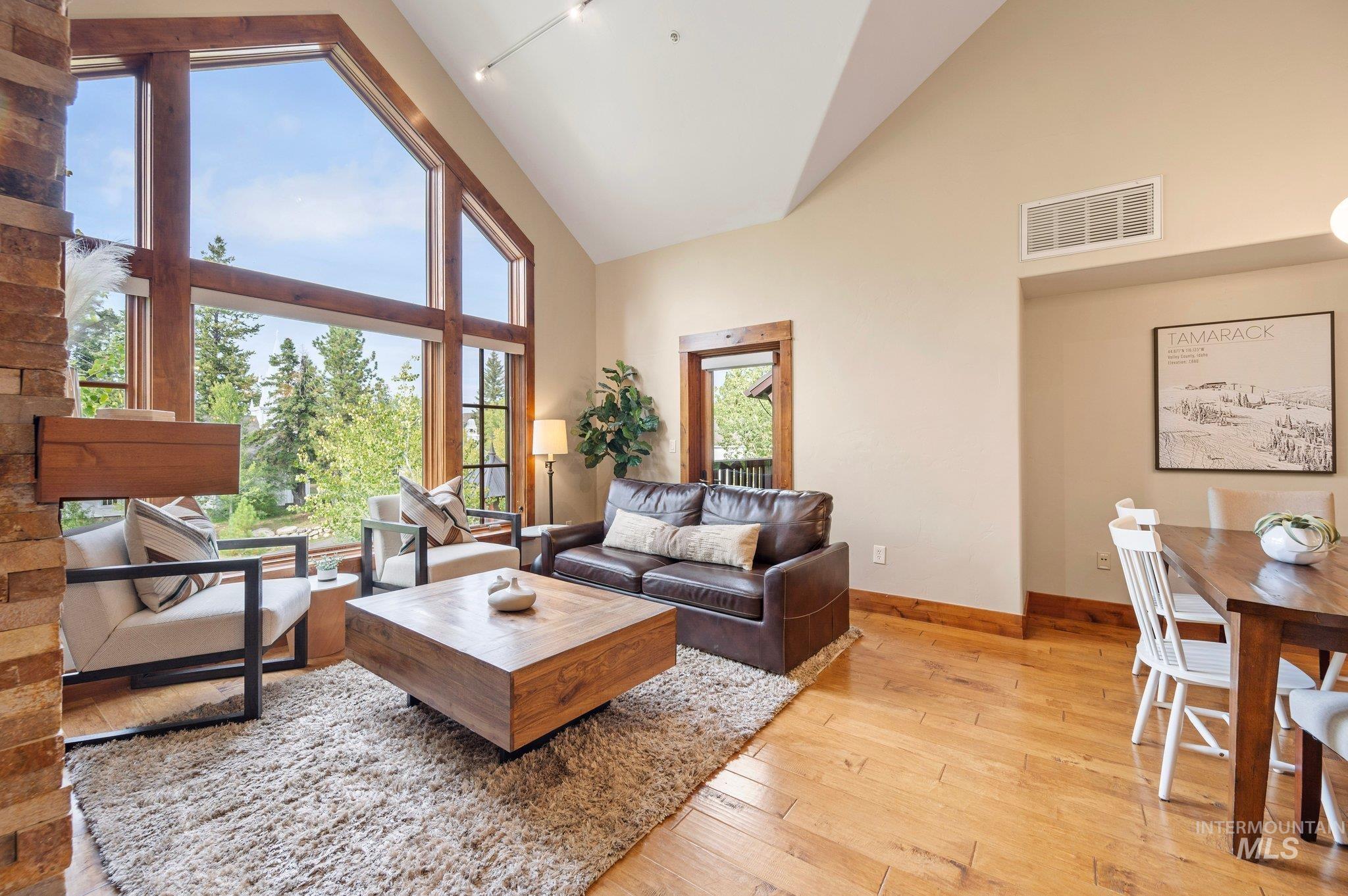 75 Arling Center Court, Unit 406 Donnelly, ID 83615 - Photo 4 of 47