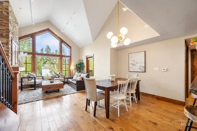 $995,000 | 75 Arling Center Court, Unit 406, Donnelly, ID 83615