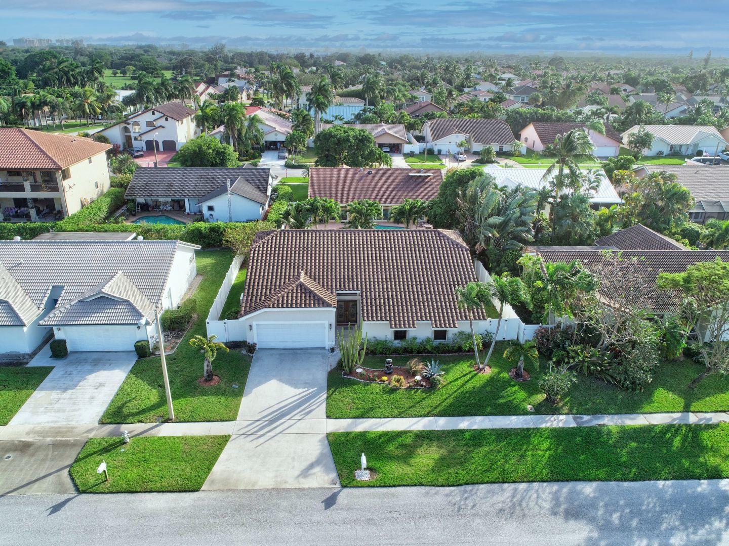 314 Sequoia Lane Boca Raton, FL 33487 - Photo 30 of 38 Front Aerial