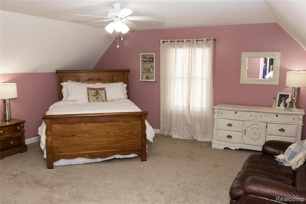 239 Fairhill Way Howell, MI 48843 - Photo 20 of 27