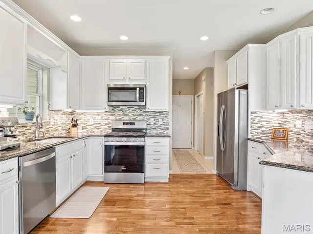 $530,000 | 3713 Weeping Willow Court, Waterloo, IL 62298