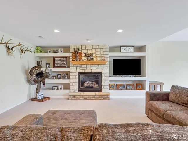 $530,000 | 3713 Weeping Willow Court, Waterloo, IL 62298