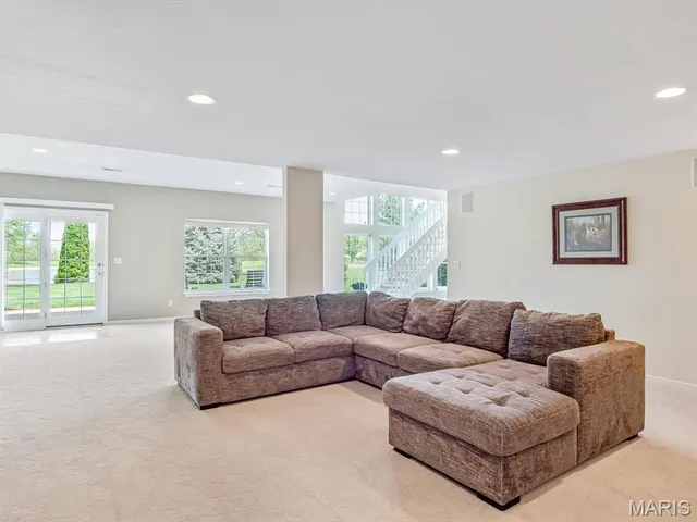 $530,000 | 3713 Weeping Willow Court, Waterloo, IL 62298