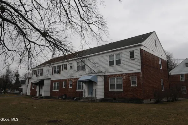 $1,125 | 2550 Albany Street, Schenectady, NY 12304