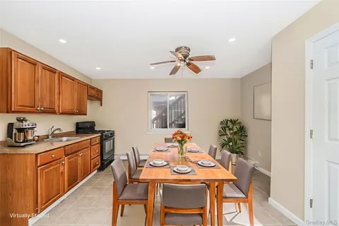 $779,988 | 4 Bay Place, Lindenhurst, NY 11757