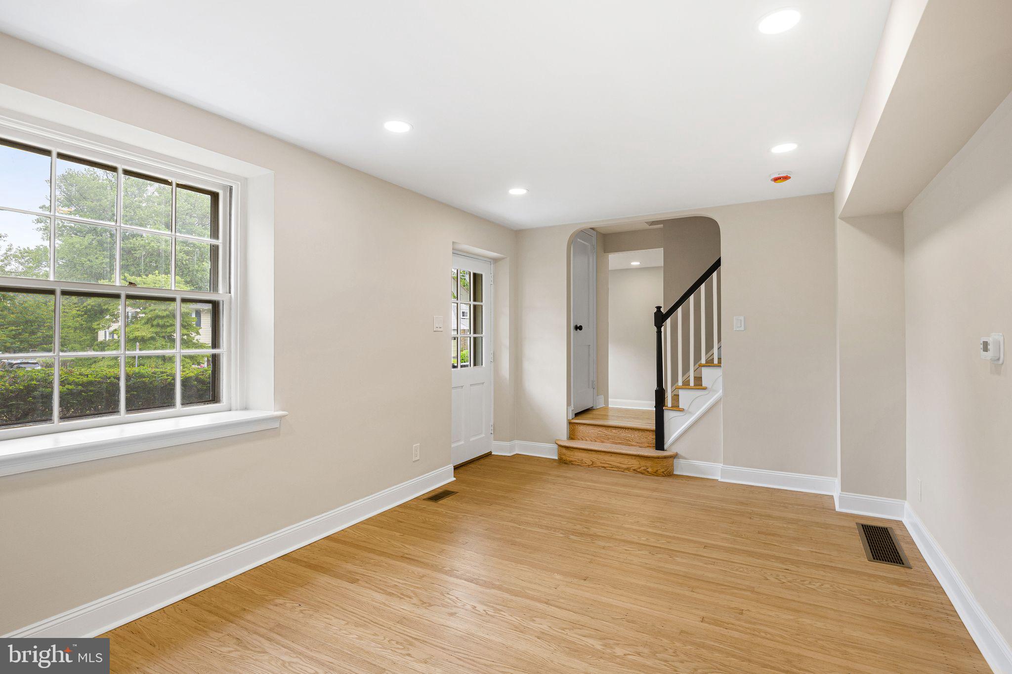 776 Brooke Road Glenside, PA 19038 - Photo 9 of 37