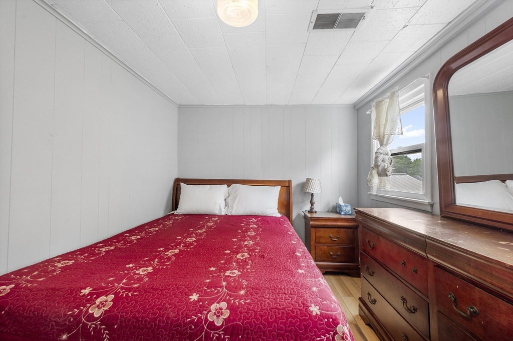 3 Rodman Road Webster, MA 01570 - Photo 25 of 31