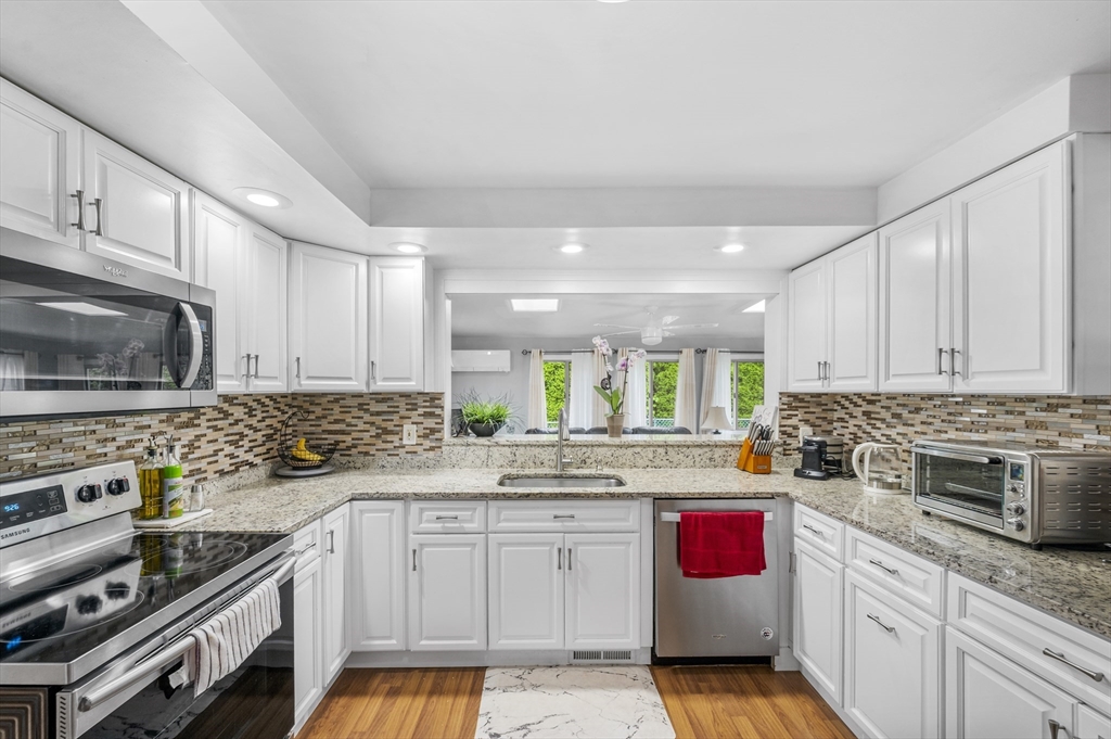 3 Rodman Road Webster, MA 01570 - Photo 8 of 31