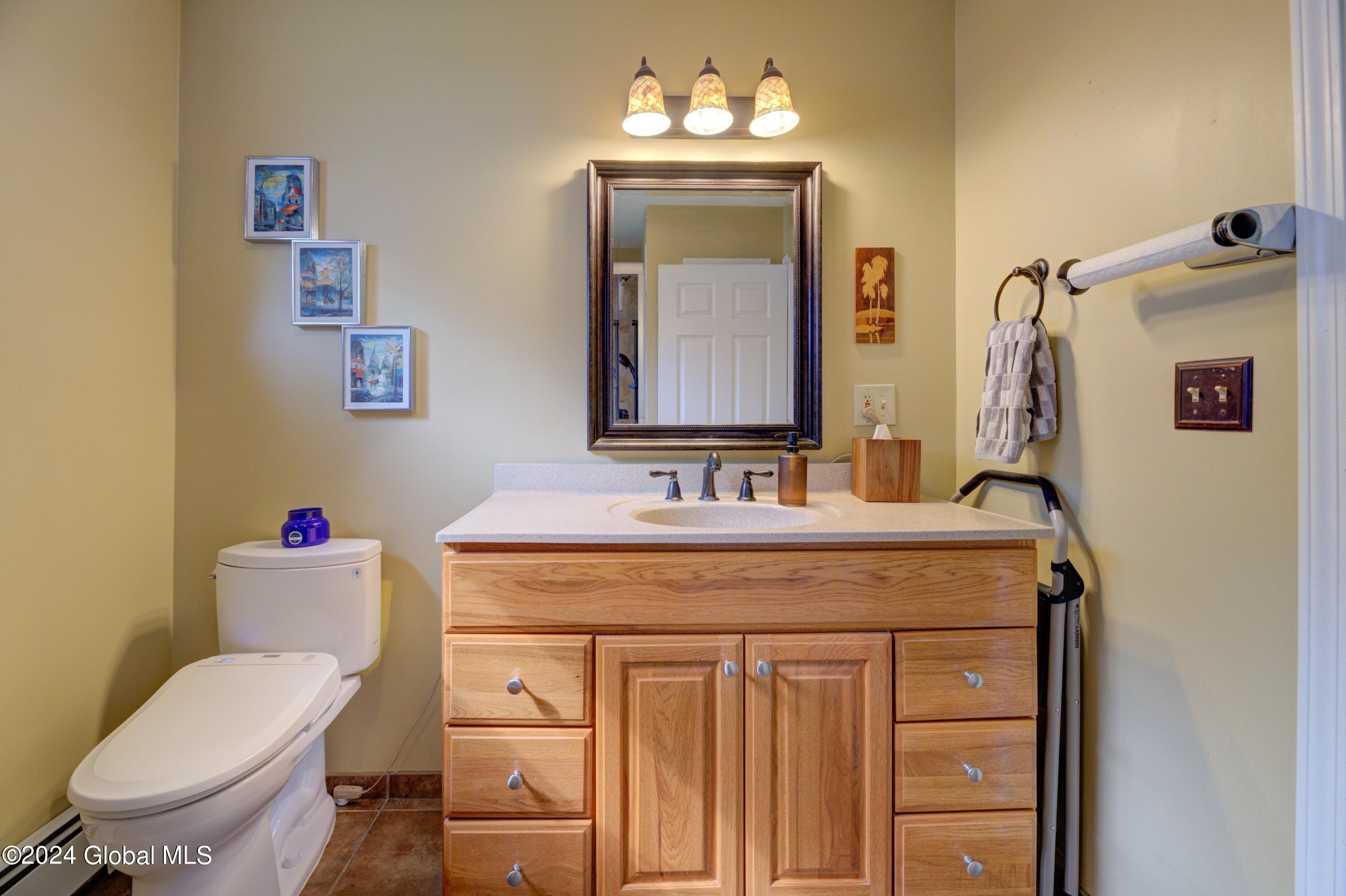 1021 Wtry Road Niskayuna, NY 12309 - Photo 23 of 29 WTRY-35