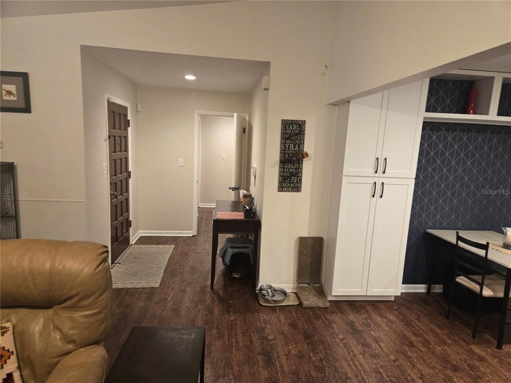 7605 Southwest 7th Place Gainesville, FL 32607 - Photo 4 of 19