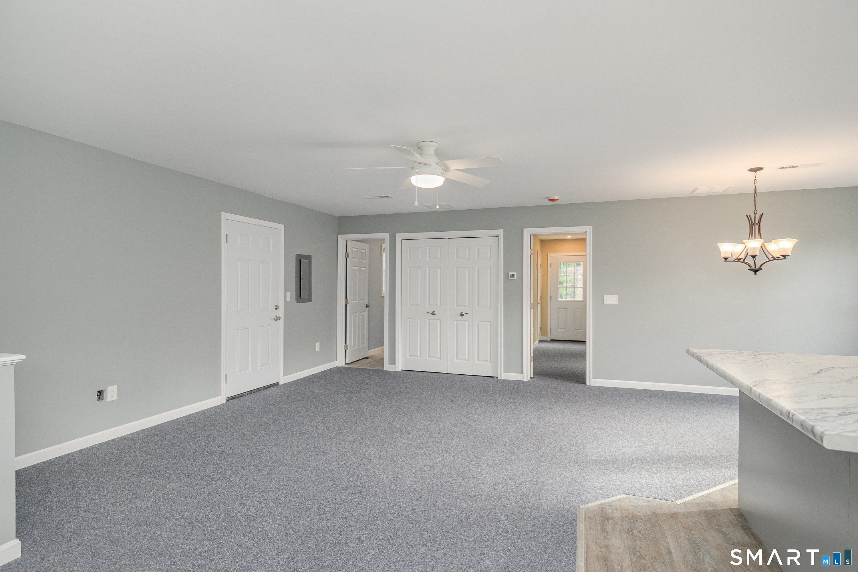 20 Philo Curtis Road, Unit B Newtown, CT 06482 - Photo 8 of 15 Living room