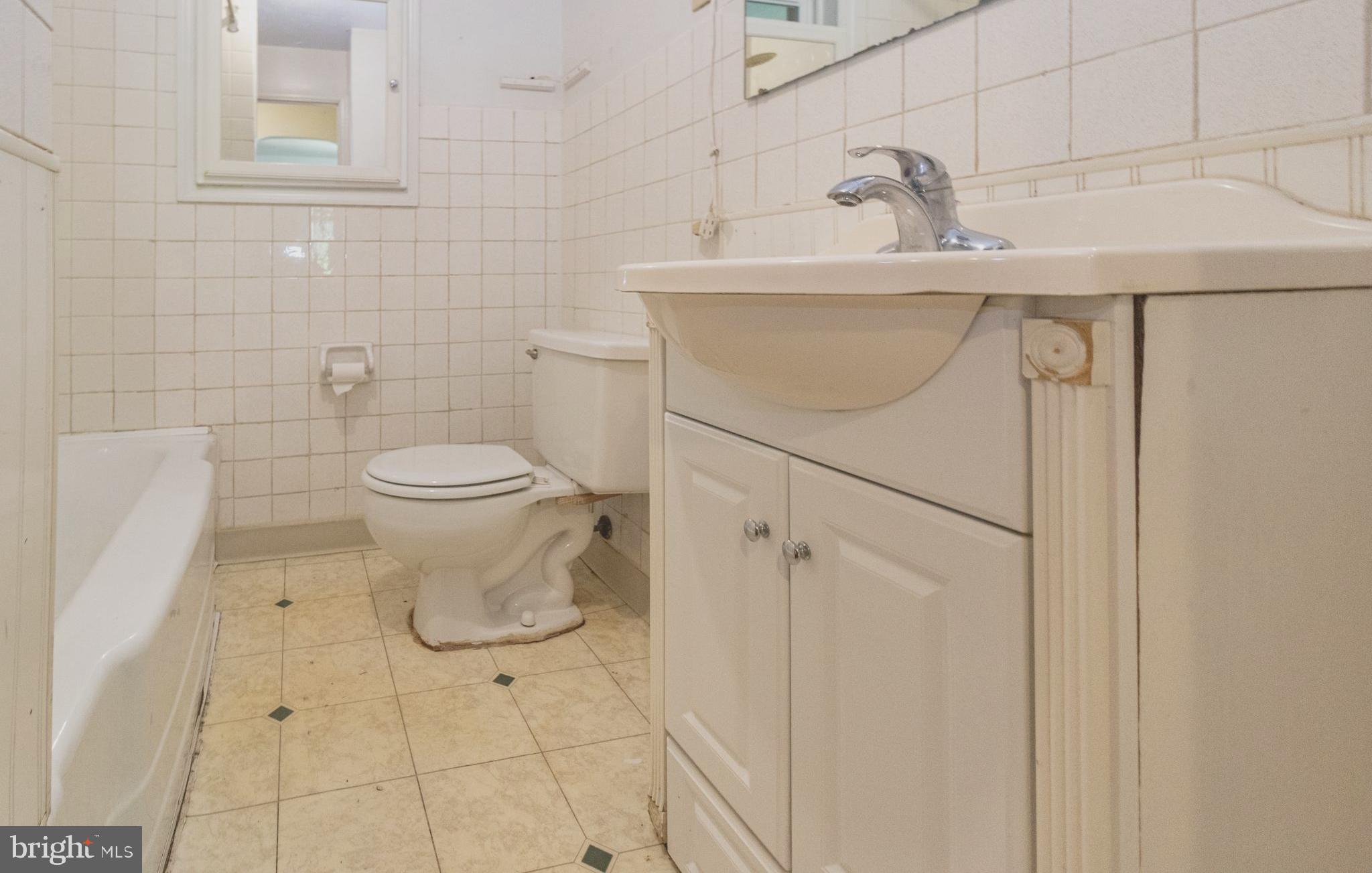 11 Mt Laurel Road Mount Laurel, NJ 08054 - Photo 14 of 31