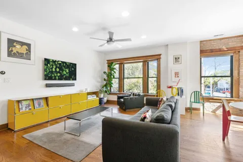 $580,000 | 1803 West Huron Street, Unit 2, Chicago, IL 60622