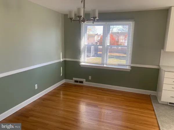 $2,500 | 4 Main Avenue, Wilmington, DE 19804