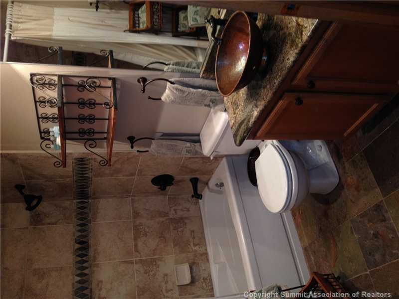 91 River Run Road, Unit 8105 Keystone, CO 80435 - Photo 5 of 10 Bathroom.