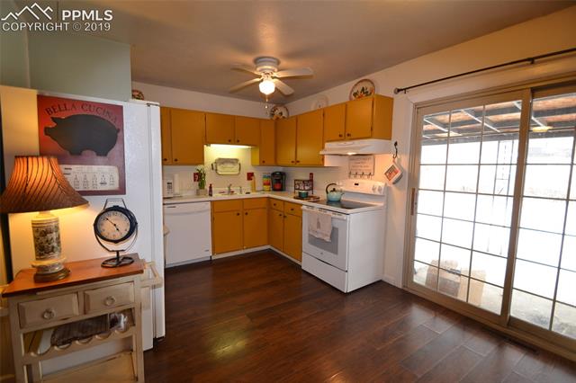1732 Ascot Road Colorado Springs, CO 80906 - Photo 12 of 25 Gallery Image 12