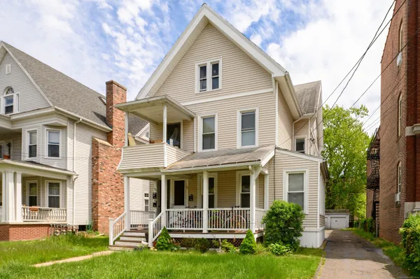 $3,000 | 751 Orange Street, New Haven, CT 06511