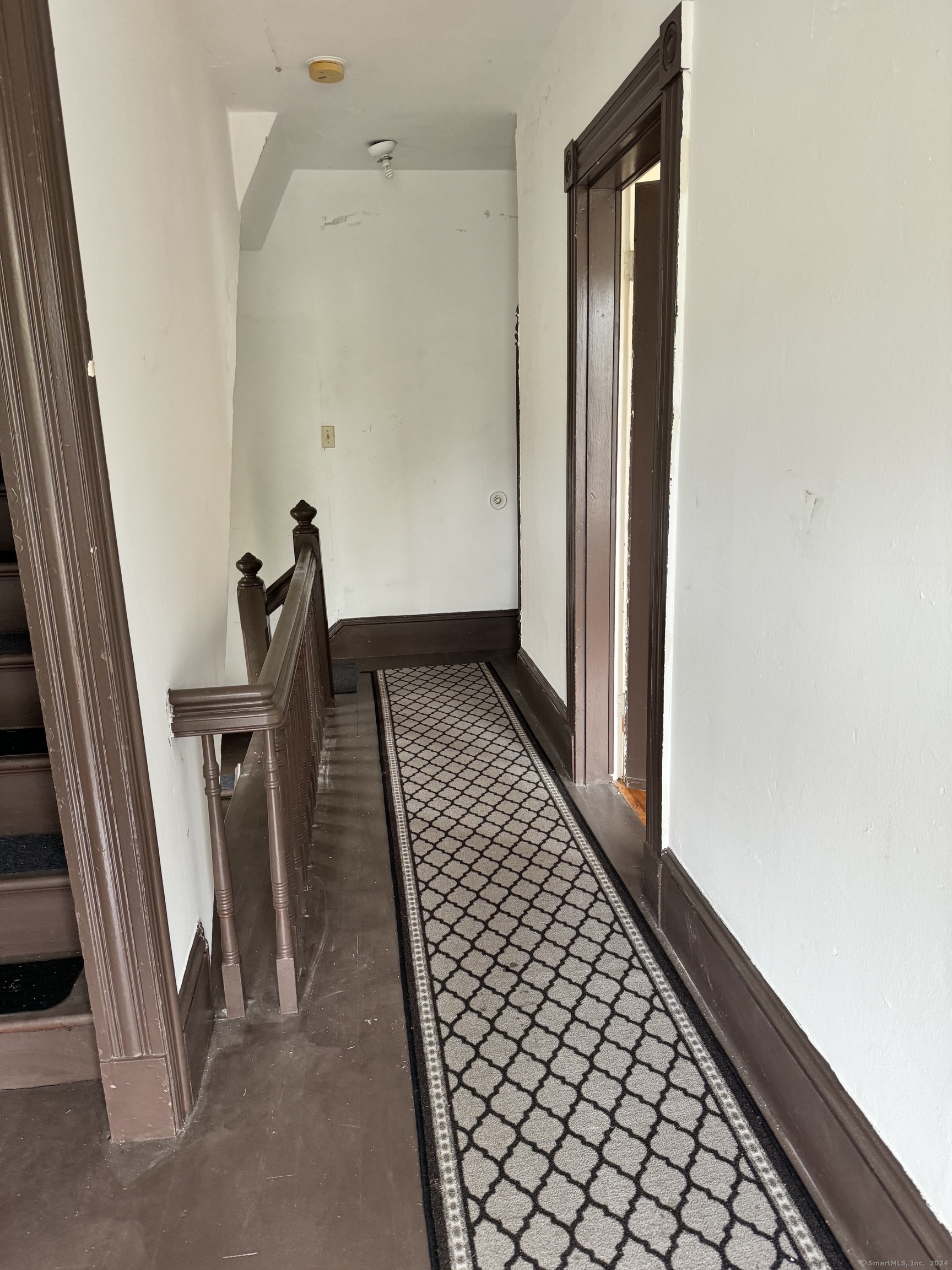 751 Orange Street New Haven, CT 06511 - Photo 5 of 18 a view of a hallway