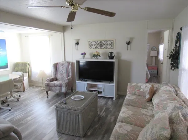 $79,900 | 5709 Holiday Park Boulevard, North Port, FL 34287