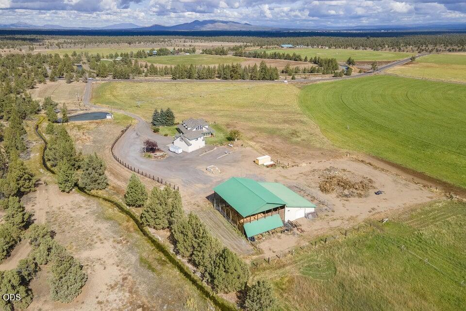 24585 Dodds Road Bend, OR 97701 - Photo 84 of 114