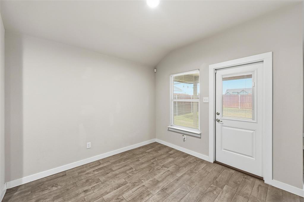 701 Griffith Pk Trail Alvarado, TX 76009 - Photo 15 of 20 an empty room with a window
