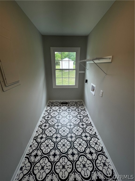 2731 Kinvan Road Henrico, VA 23231 - Photo 23 of 27 a bathroom with a bathtub and shower