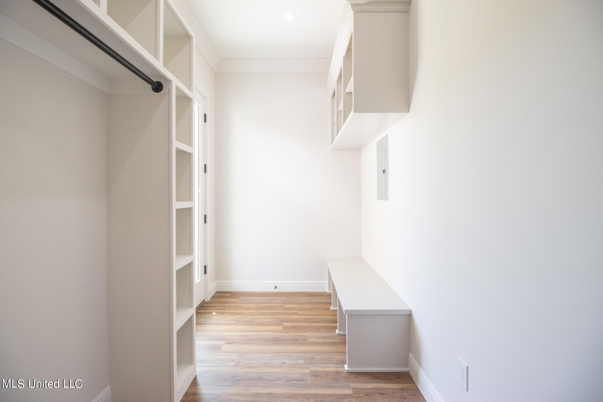 1023 Nancy Place Gulfport, MS 39507 - Photo 22 of 28 Nancy Place laundry 1