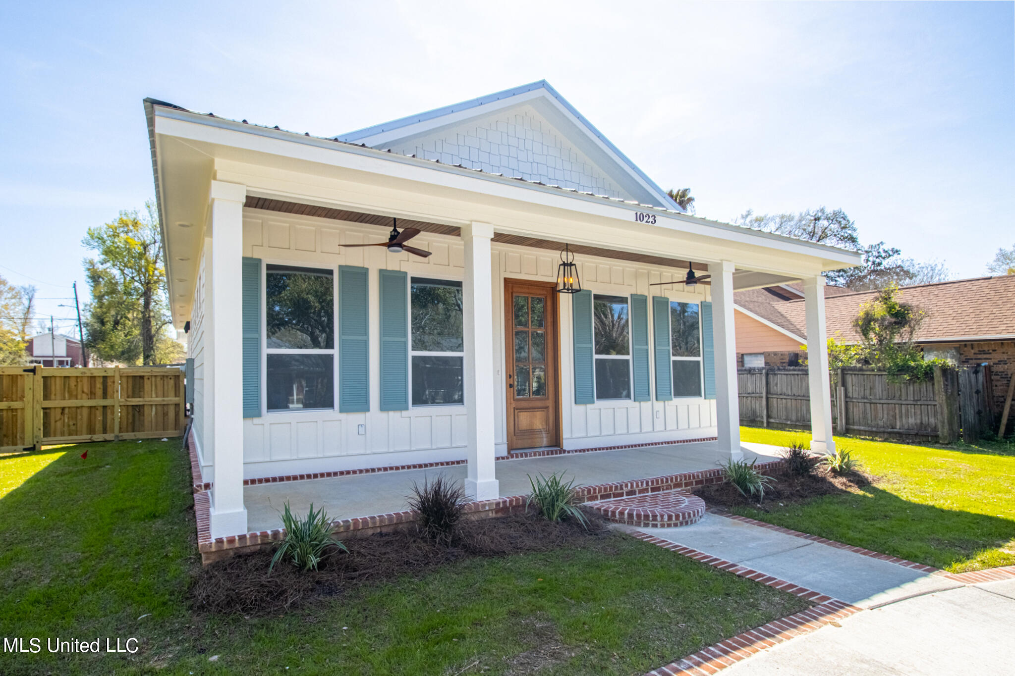 1023 Nancy Place Gulfport, MS 39507 - Photo 27 of 28 Nancy Place front angle