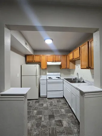 $975 | 726 Townside Road Southwest, Unit 2, Roanoke, VA 24014