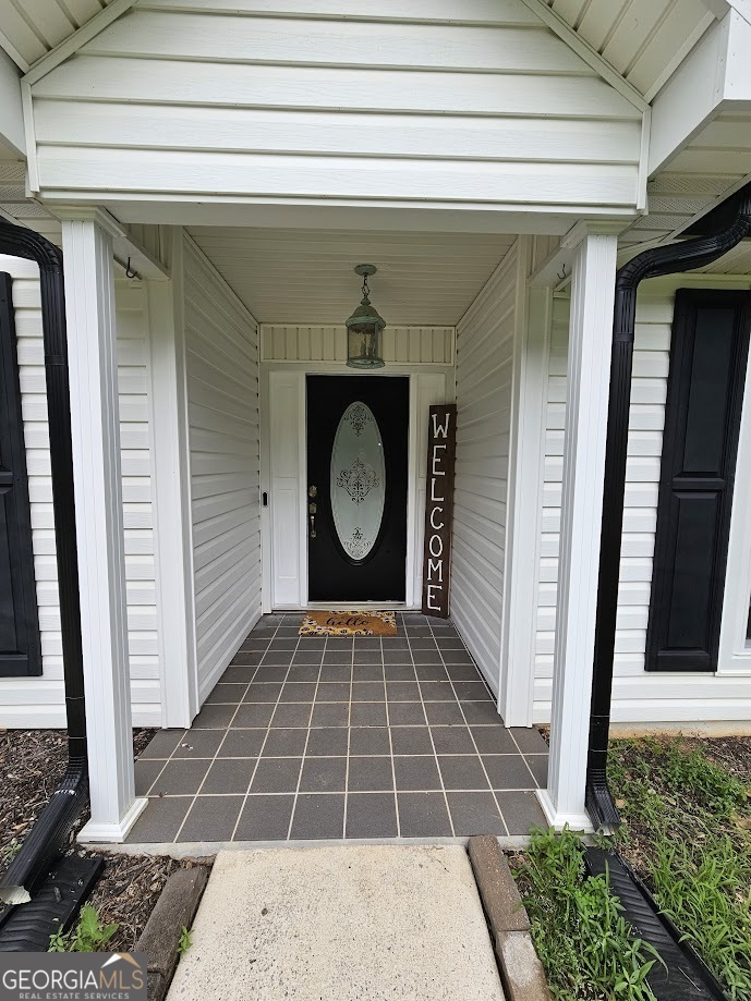 65 Tralee Trace Sharpsburg, GA 30277 - Photo 2 of 21 a front view of a house