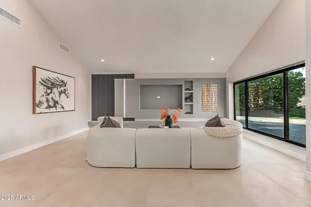 $3,799,000 | 3301 East Rovey Avenue, Paradise Valley, AZ 85253