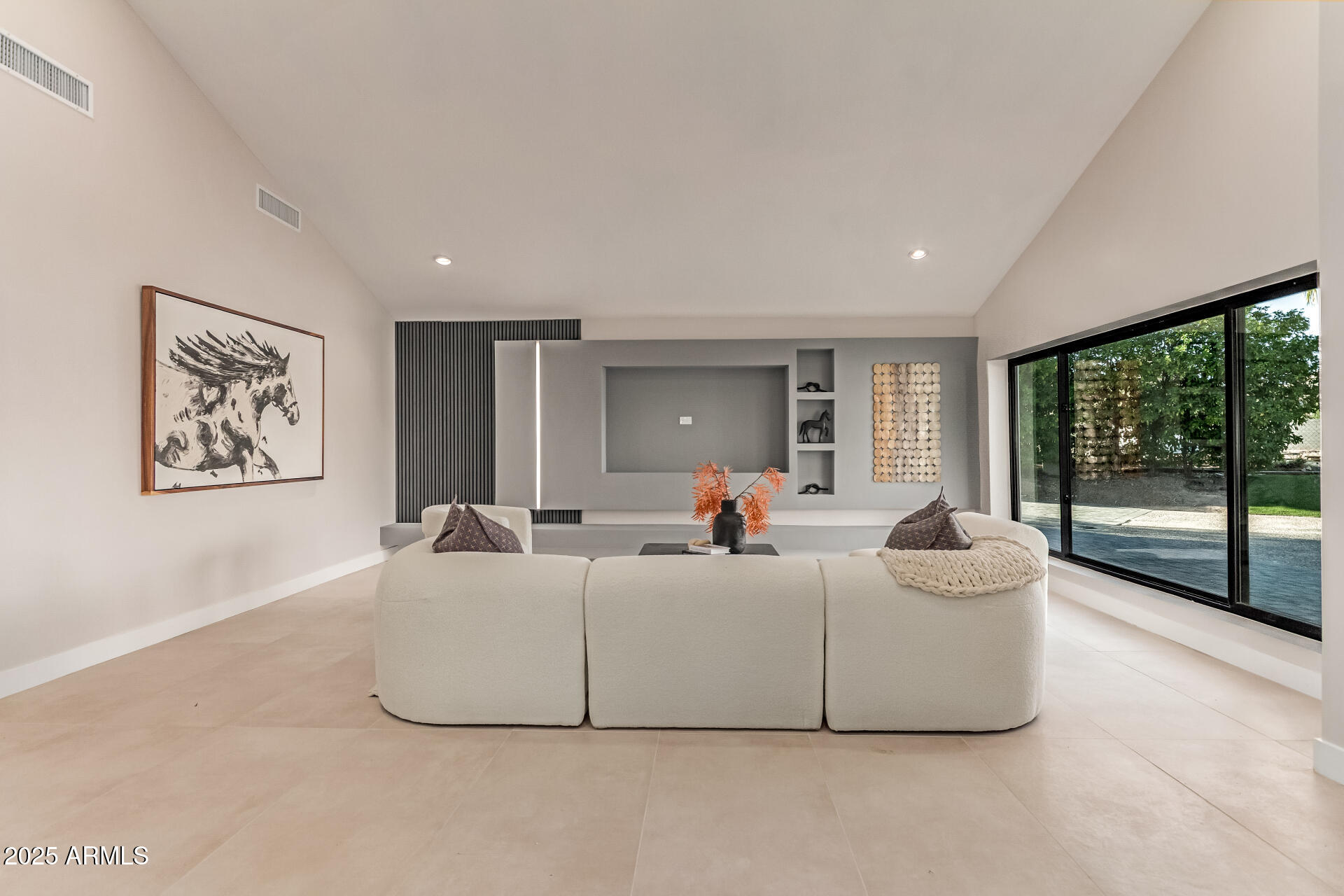 3301 East Rovey Avenue Paradise Valley, AZ 85253 - Photo 15 of 103 15 - Rovey