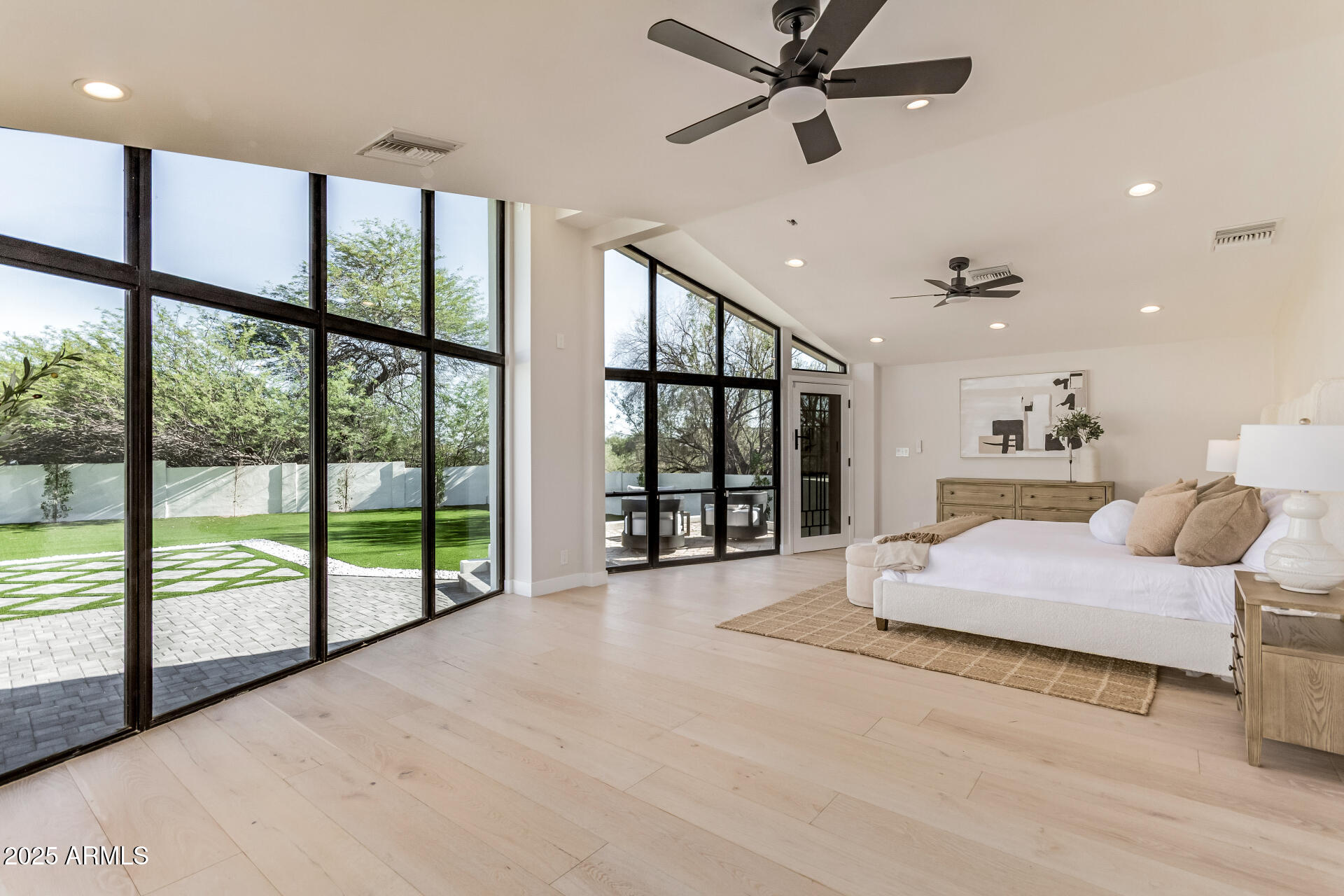 3301 East Rovey Avenue Paradise Valley, AZ 85253 - Photo 31 of 103 31 - Rovey