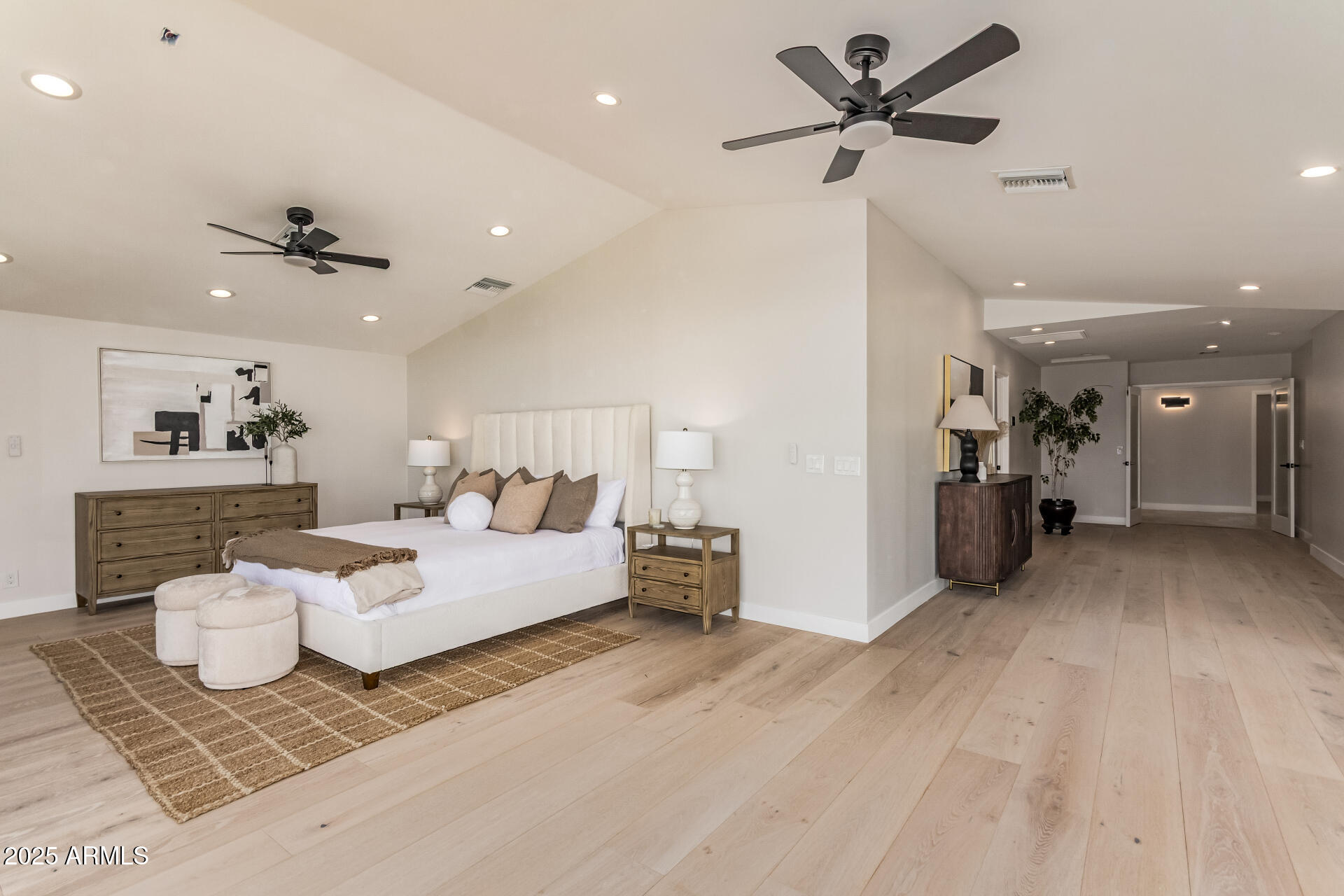 3301 East Rovey Avenue Paradise Valley, AZ 85253 - Photo 32 of 103 32 - Rovey